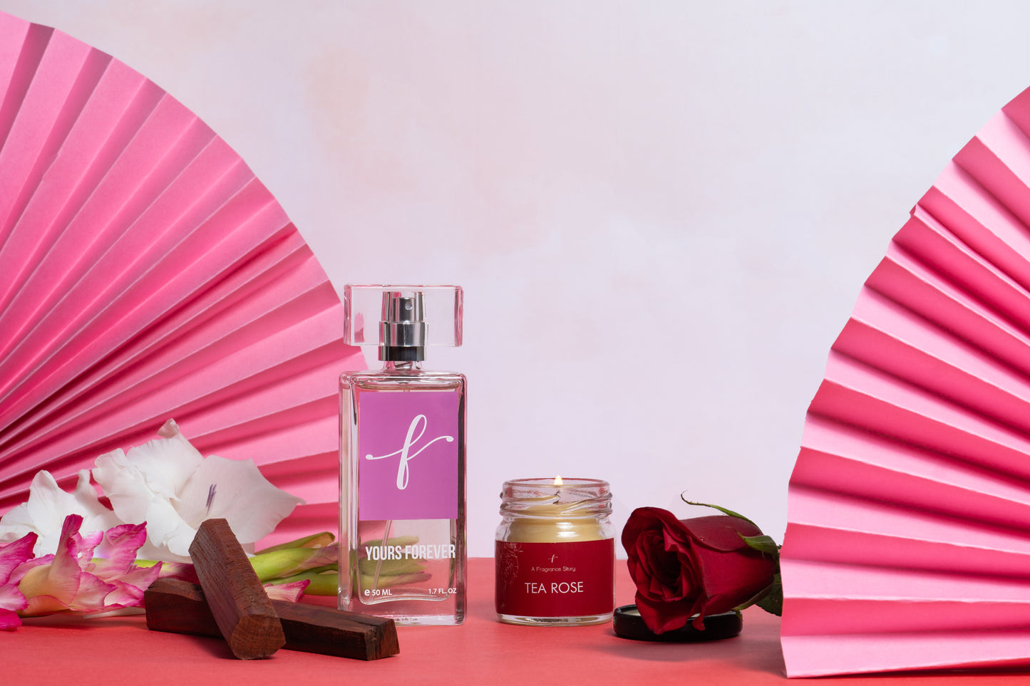 Valentine’s Enchantment: Luxury Perfume Gift Set for Her